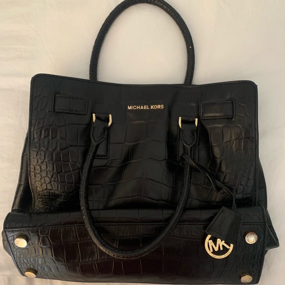 Michael by Michael Korea black purse